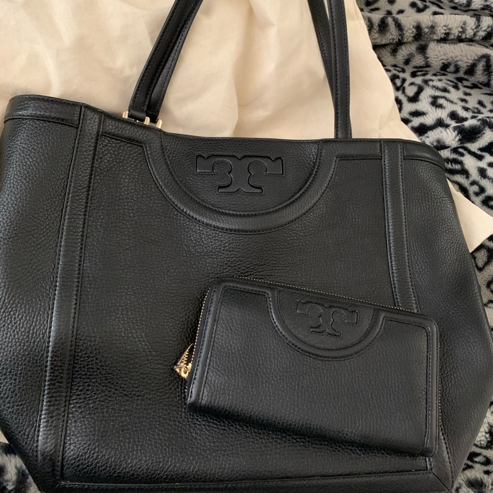 Tory Burch set